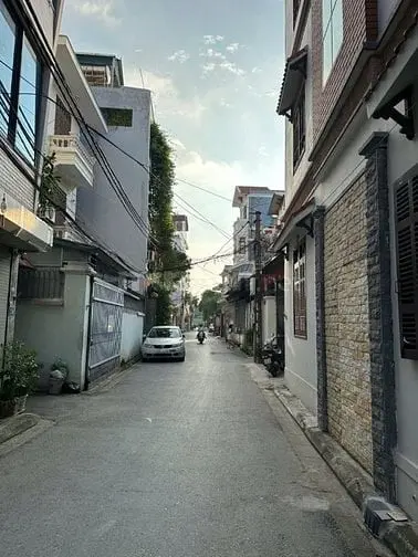 Cần Bán Gấp Nhà 3 Tầng Ngõ Rộng 47M2 Đức Giang Ling Biên Giá 6Ty7