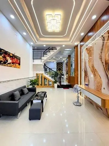 Bán Nhà 3 Tầng Ngay Trung Tâm Đường Nguyễn Thiện Thuật,Phường 2,Quận 3