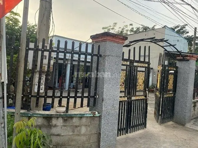 Bán Nhà 2 Mặt Tiền Đường Nhựa 12M, Đường Đức Hòa Thượng Long An