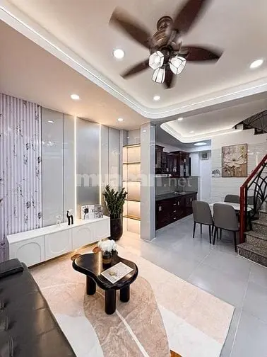 Bán Nhà Đẹp Hẻm Xe Hơi Trung Tâm Phú Nhuận