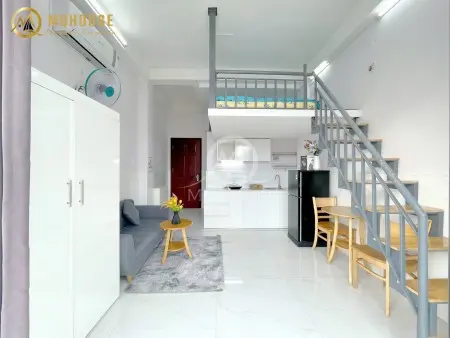 Cho Thuê Căn Hộ Duplex Full Nội Thất – Ban Công Cửa Sổ Thoáng Mát, Gần Etown Cộng Hòa