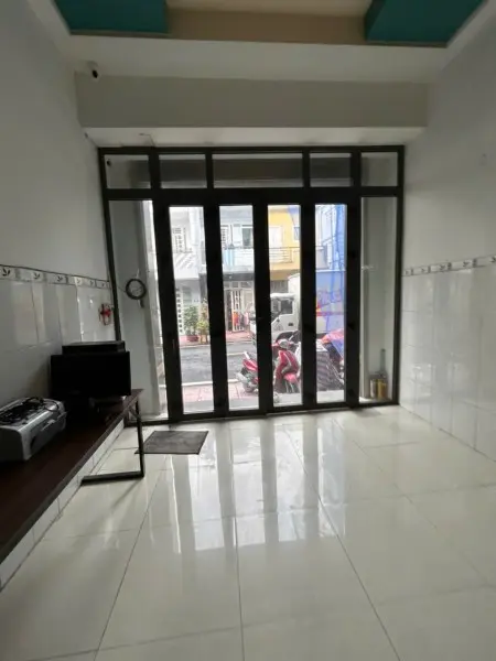 Cho Thuê Văn Phòng Tầng Trệt Giá 4.5 -5Tr