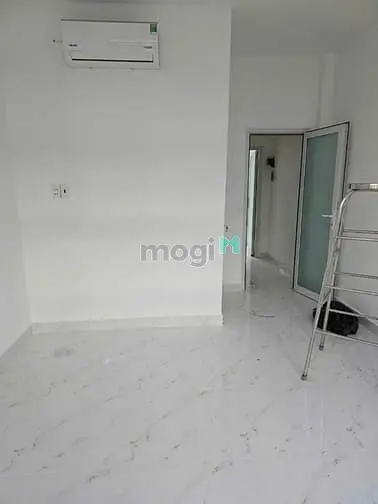 Bán Nhà 5 Tầng Mặt Tiền Nguyễn Biểu Quận 5, 40M2 Hdt 50 Triệu/Tháng