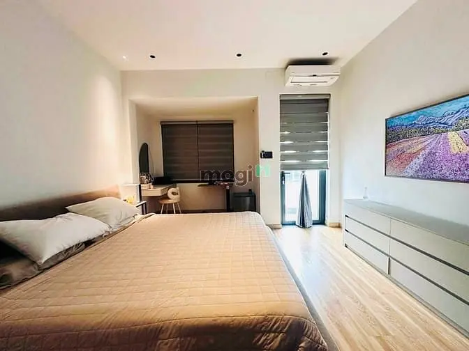 Bán Nhà Hxt Tránh Hoàng Văn Thu Q.phú Nhuận - 4M X 19M - 5 Tầng