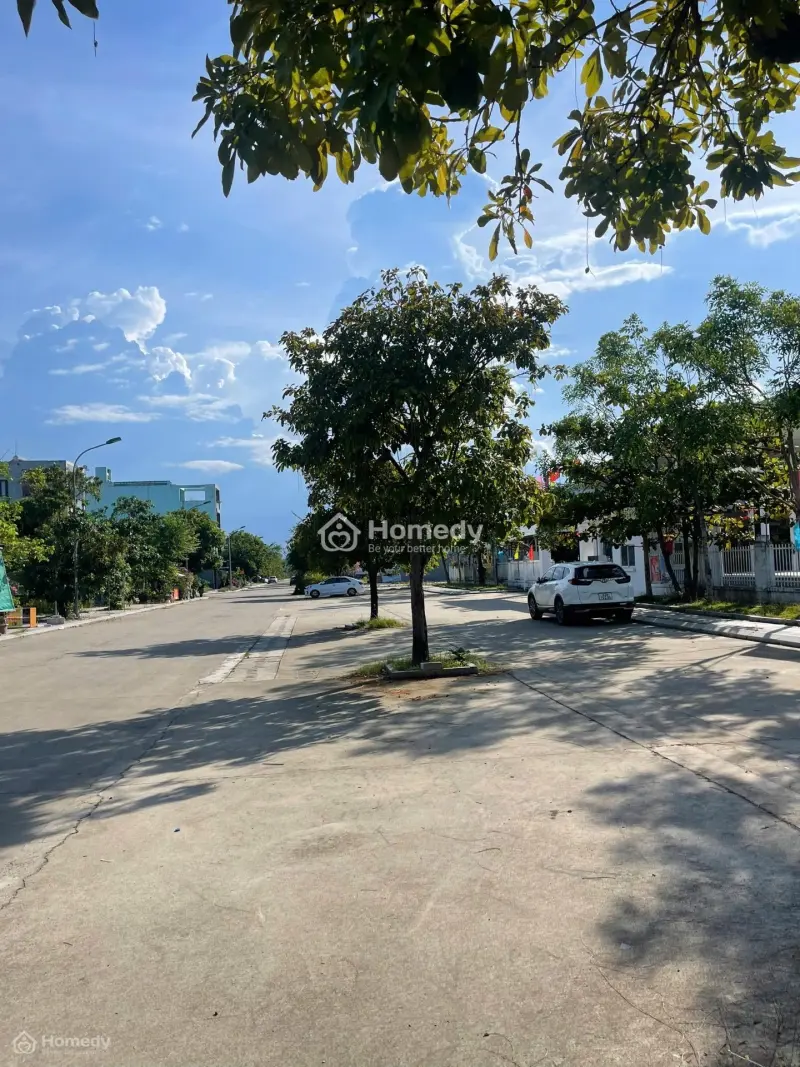Chính Chủ Cần Bán Khu Đô Thị Golden Hills Khu A5. Giá Chỉ 3 Tỷ 350. Đường 7,5M. Sổ Hồng Đầy Đủ