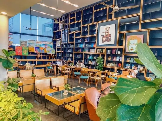 Cho Thuê Nhà Nguyên Căn Mặt Tiền Đường Võ Văn Tần - Quận 3
