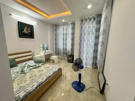 Nhà Nguyên Căn - Hiệp Bình - 1 Trệt - 2 Lầu - 3Pn - 2Mt
