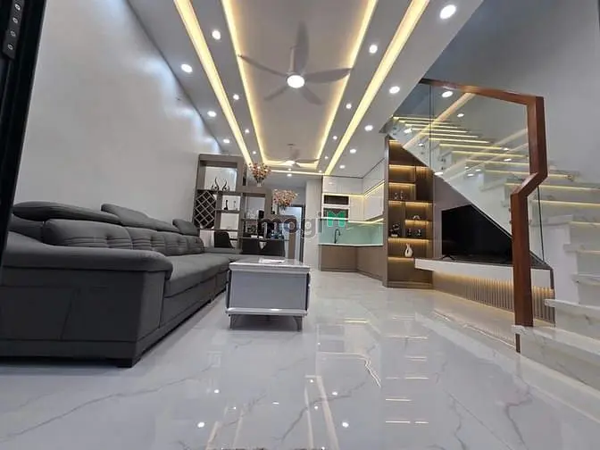 Nhà Mua 1 Được 2 Ở Huỳnh Tấn Phát Q7, Có Phonhf Trệt Cho Người Lớn Tuổ