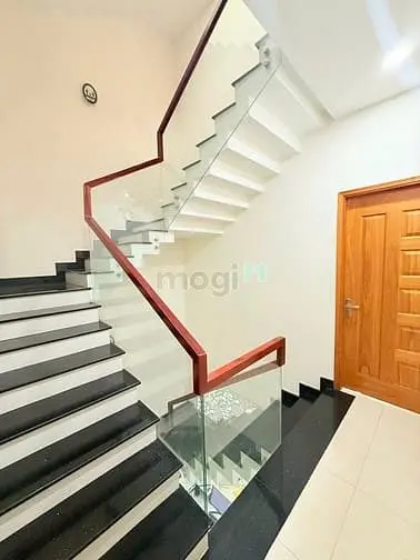 Siêu Hot! Nhà 4 Tầng Hẻm 6M Đường Trường Chinh, Quận 12. 84M2, 7.9 Tỷ