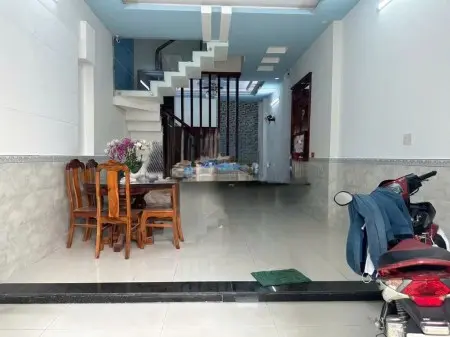 Nhà Nguyên Căn - Hiệp Bình Phước - 4Pn - 4Wc. 1 Trệt - 2 Lầu - 16Tr/Tháng