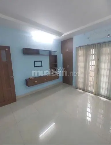 Cho Thuê Nguyên Căn Nhà 100/35 Nguyễn Ngọc Lộc, Phường 14, Quận 10