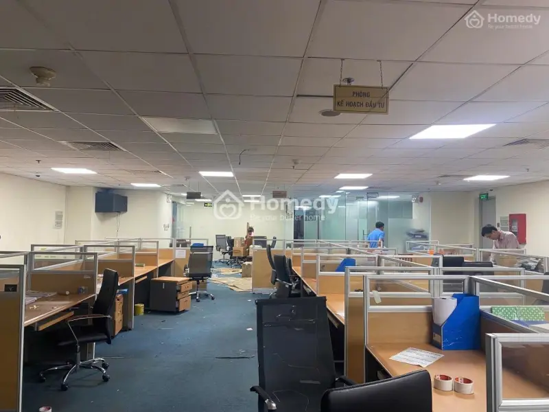 Văn Phòng Cho Thuê Diện Tích 400M2 Mặt Tiền Đường Bùi Thị Xuân Quận 1
