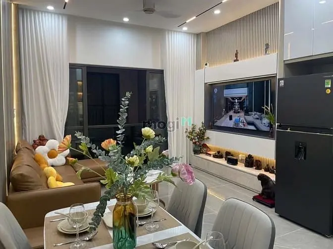Nhà Long Lanh Phố Nguyễn Văn Cừ, 35M2- 7T- Hơn 13 Tỷ, Thang Máy, Ô Tô