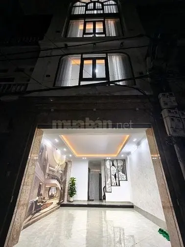 Định Cư Nước Ngoài Nên Cần Bán Gấp Nhà Riêng 7 Tầng