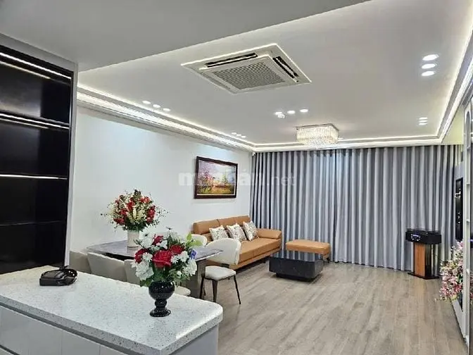 Bán Căn Hộ Cao Cấp 3 Phòng Ngủ ,Mặt Đường Cầu Giấy, Có Slot Ô Tô Hầm