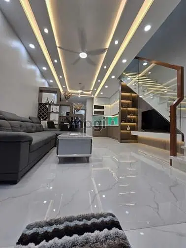 Nhà Mua 1 Được 2 Ở Huỳnh Tấn Phát Q7, Có Phonhf Trệt Cho Người Lớn Tuổ