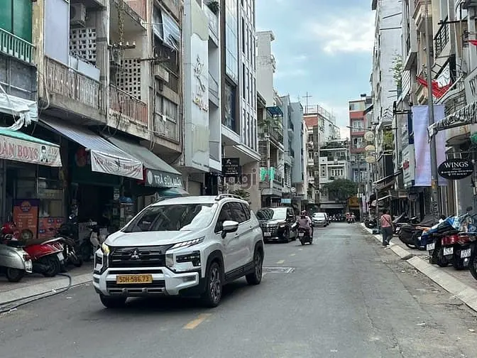 Nhà Hẻm 10M Cao Thắng Ngay Chợ Ngang 6.5M 7Lầu 163M2 16P Tn100Tr 54 Tỷ