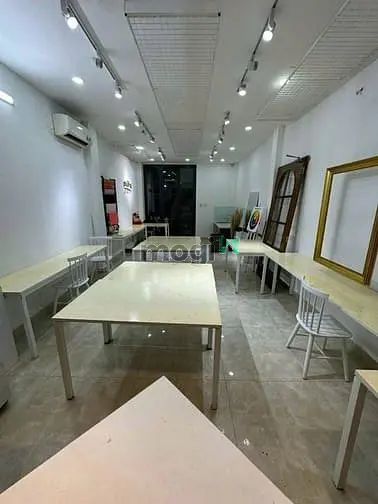 Cho Thuê Nhà Phố Mặt Tiền Nguyễn Bỉnh Khiêm - Có Thang Máy Quận 1