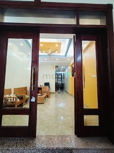 "Mặt Phố - Gara Ô Tô - Gpxd 5 Tầng - Sđcc Vuông Đẹp - Kinh Doanh Đỉnh