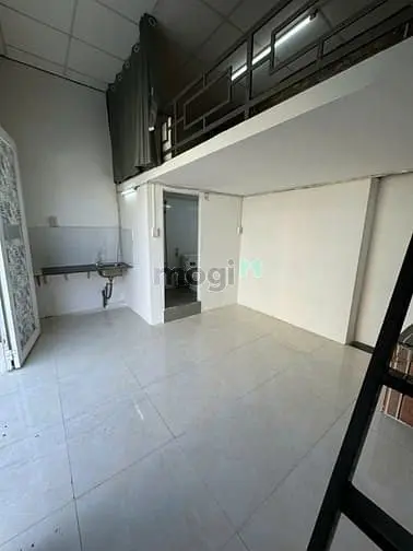 Phòng Gác Lửng Mặt Tiền Đường 53 Q.gò Vấp(Đối Diện 140 Phạm Văn Chiêu)