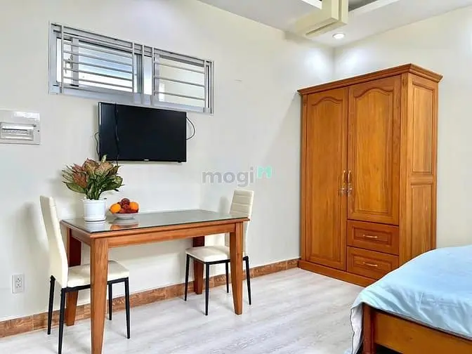 Căn Hộ 1Pn Tách Bếp Ngay Uef Sát Q1 Gần Cầu Thị Nghè 35M2
