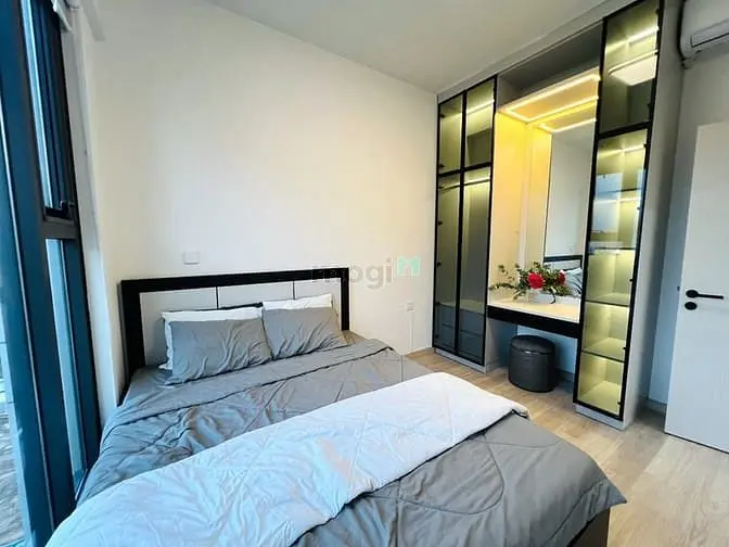 Cho Thuê Căn Hộ Cardinal Court Phú Mỹ Hưng Q.7 Có 2Pn Full Nt Giá 24Tr
