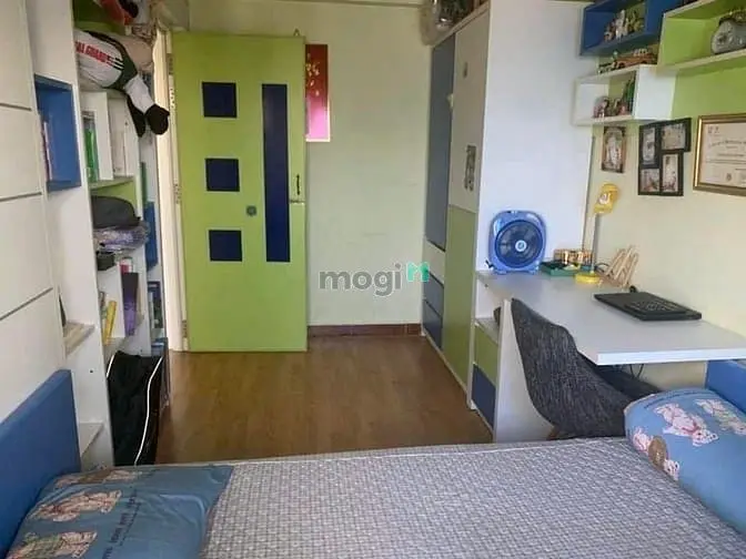 Chung Cư 1Ab Cao Thắng, P2, Q3: Rộng 80M2, 3P Ngủ, 2Wc, Ntcb, 12Tr/Th