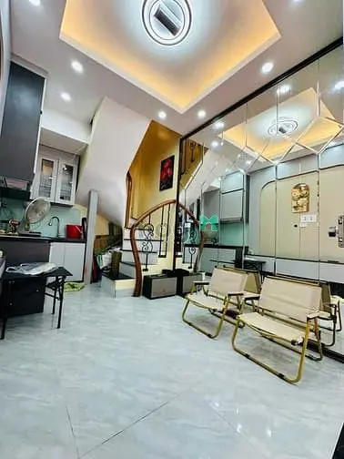 Đẳng Cấp Nhà Sau Nhà Mp Đại La, Giá 5.5 Tỷ, 15M2X4T, Ảnh Thật