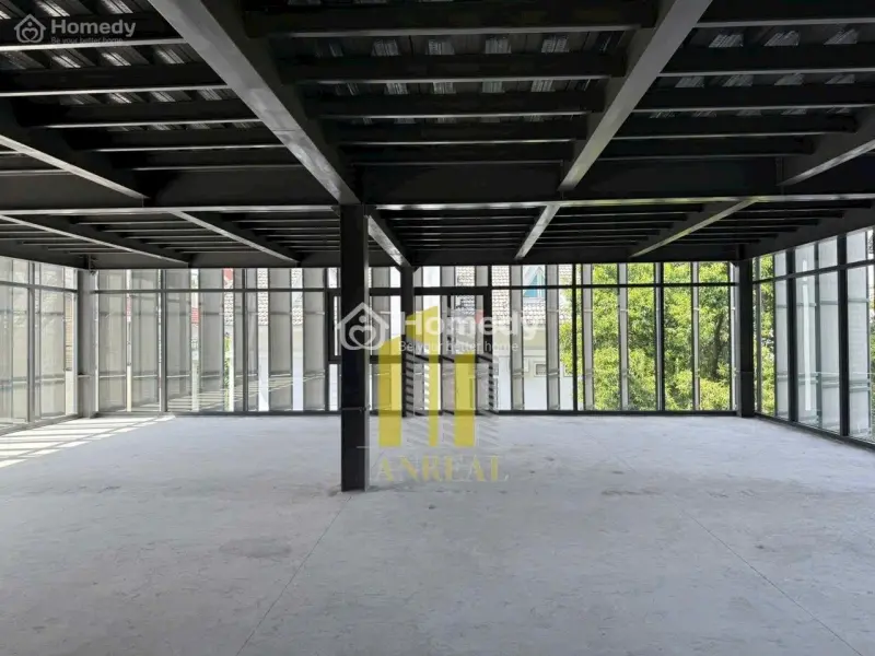Cho Thuê Tòa Văn Phòng Sàn Trống Đường Xuân Thủy Giá 6500 Usd