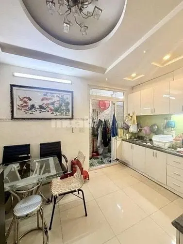 Sở Hữu Ngay Căn Nhà Giá Tốt Ngay Đặng Văn Ngữ, Phú Nhuận Gần 40M²!!