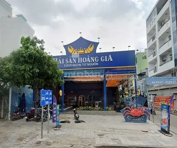Cho Thuê Nhà Góc 2Mt 3 Tháng 2, Phường 14, Quận 10 - Ngang 14X25M