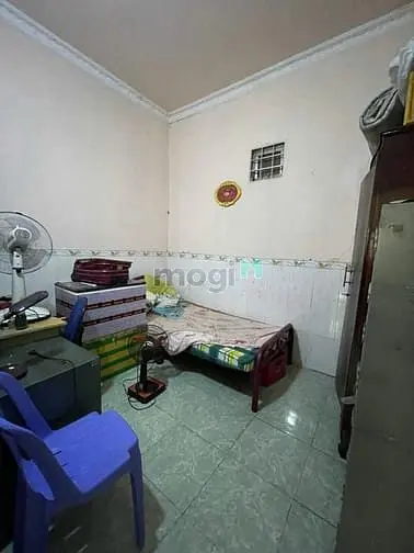 Bán Nhà Mặt Tiền Đường 379 Lê Văn Việt, Dt 147M2 Ngang 7,8M.