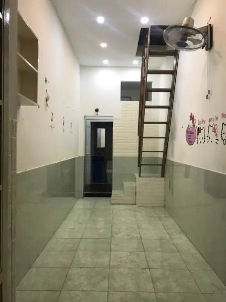 Nhà 40M2 (2Mx10M) Nguyên Căn 1 Lầu, Đầy Đủ Nội Thất, Chỉ Dọn Quần Áo Vào Ở...gần Aeonmall Tân Phú