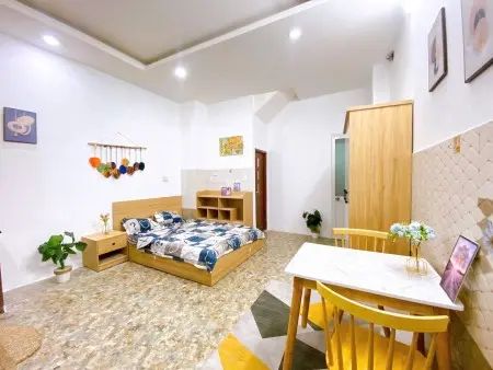 Cho Thuê Phòng Tầng Trệt Có Máy Giặt Riêng Ở Hoà Hảo Q10 - Gần Đh Kinh Tế Cơ Sở B