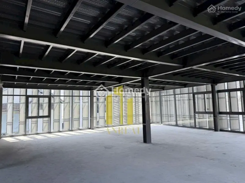 Cho Thuê Tòa Văn Phòng Sàn Trống Đường Xuân Thủy Giá 6500 Usd