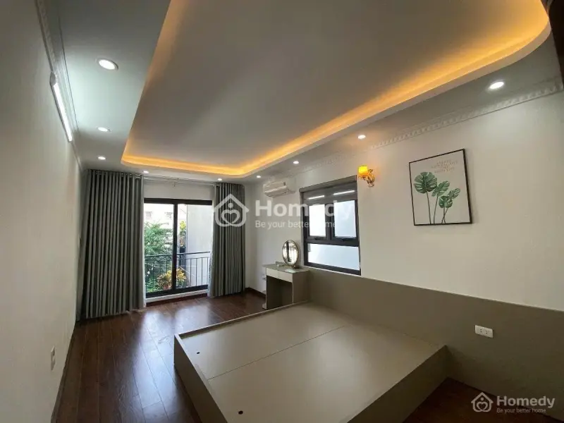 Bán Nhà Phạm Văn Đồng 5 Tầng Ô Tô Nhà Đẹp Full Nội Thất Sổ Nở Hậu 40M2