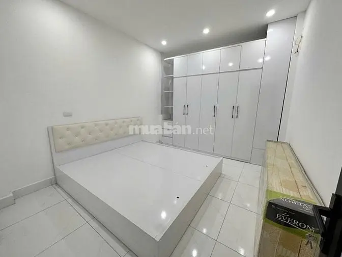 🏡 Long Biên– Nhà Dân Xây Chắc Chắn – Full Nội Thất – 40M- Nhỉnh 8 Tỷ