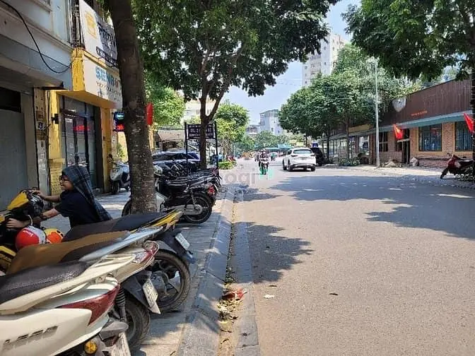 🔥 Kinh Doanh Đắc Địa – Vỉa Hè Ô Tô – Gần Công Viên Nghĩa Đô