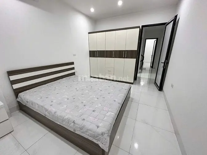 🏡 Long Biên– Nhà Dân Xây Chắc Chắn – Full Nội Thất – 40M- Nhỉnh 8 Tỷ