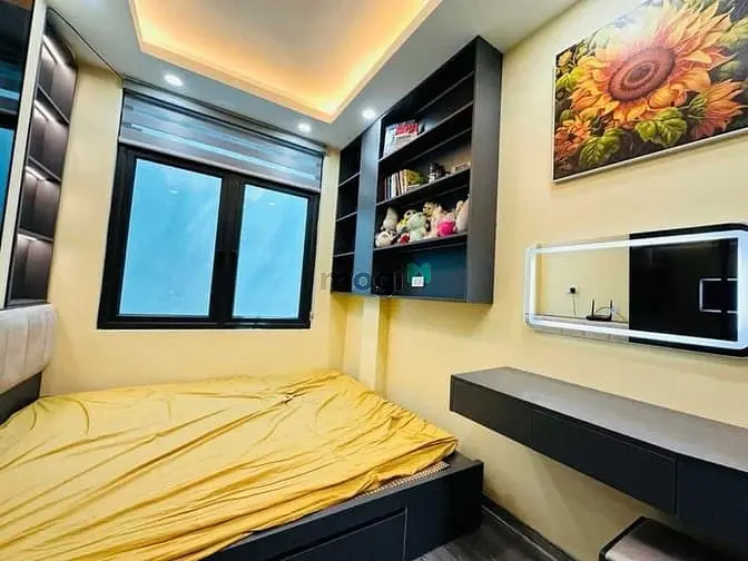 Đẳng Cấp Nhà Sau Nhà Mp Đại La, Giá 5.5 Tỷ, 15M2X4T, Ảnh Thật