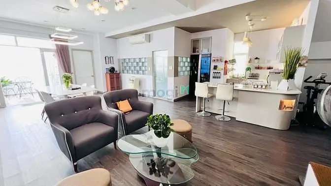 Bán Căn Hộ Penhouse Phú Mỹ Thuận 187M2, Nội Thất Hiện Đại, View Sông