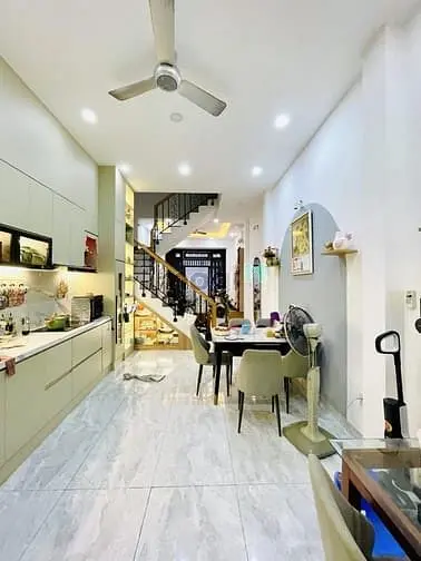 6058069 ảnh đại diện 1
