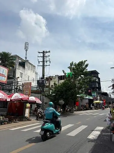 Cho Thuê Mặt Bằng Trục Xuân Thủy- Thảo Điền - (Dt 30M2). Giá 16,5Tr/Th
