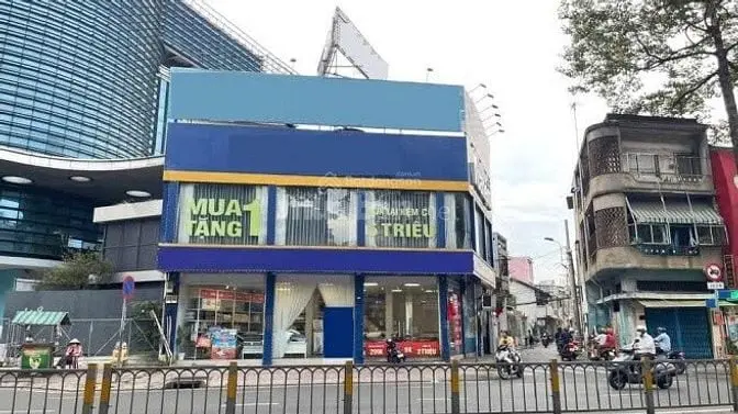 Cho Thuê Nhà Góc 2Mt 3 Tháng 2, Phường 12, Quận 11 - Ngang 12M