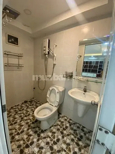 Bán Căn Hộ Bàu Cát Ii - Chính Chủ, Tầng Cao, Nhà Mới Đẹp, Giá 2.7 Tỷ