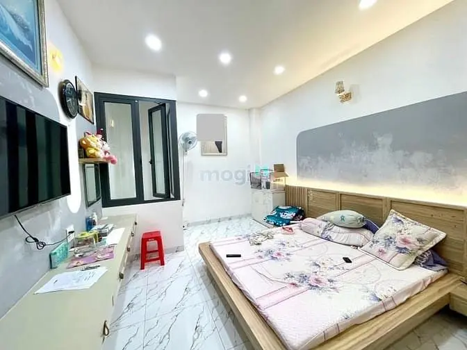 Bán Nhà Phan Đăng Lưu - Q.phú Nhuận - 3,65M X 13,5M - Giá 10 Tỉ