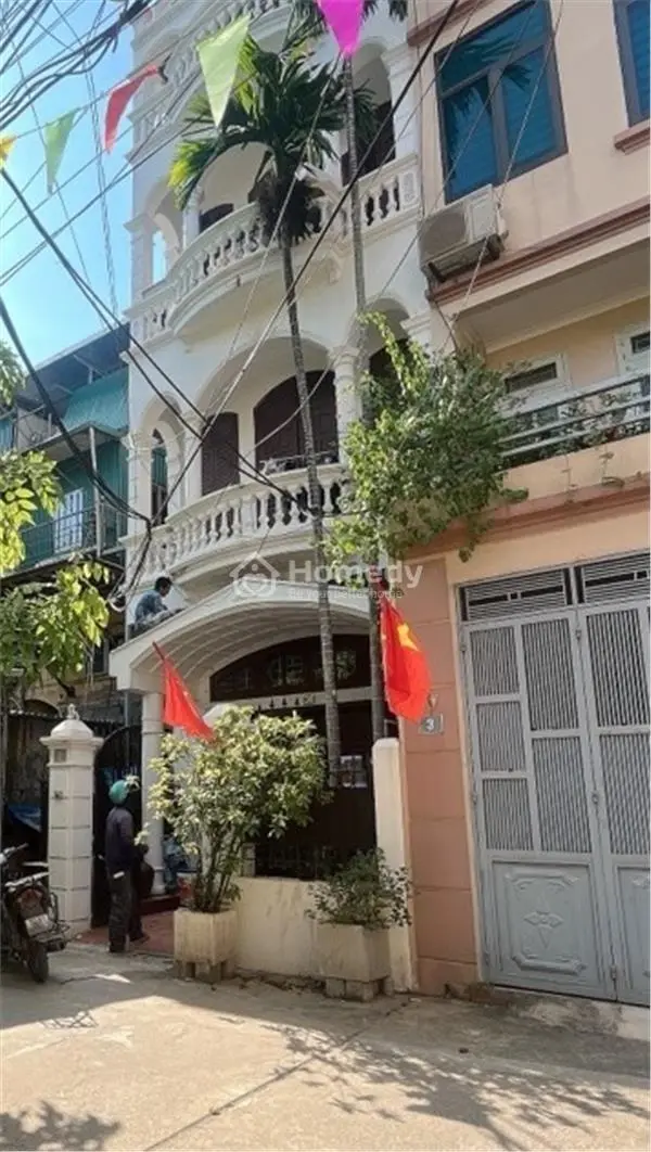 6057978 ảnh đại diện 1
