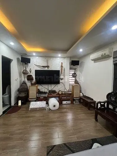 Siêu Vị Trí Nguyễn Văn Cừ – Vài Bước Ra Phố, Gần Cầu, Ngõ Thông Thoáng