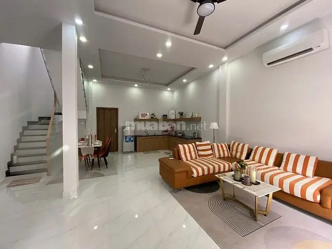 Nhà Mới 1 Trệt 1 Lầu 5,2X11 Tỉnh Lộ 10 Gần Tên Lửa - Giá 5,3 Tỉ