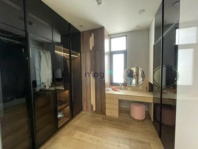 👑💯Biệt Thự Vip Tên Lửa 10X20M 2 Tầng Hồ Cá Koi - Sát Nhà Thờ Phao Lô